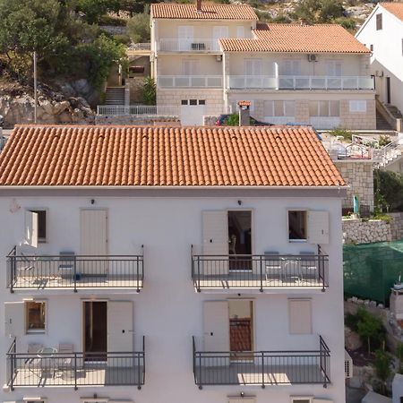 Brand New Apt W Balcony & Perfect Seaview At Center Hvar Town Kültér fotó