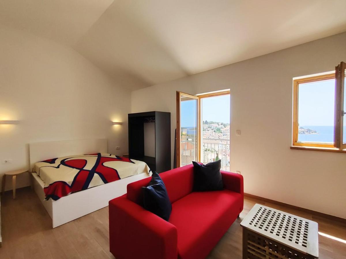 Brand New Apt W Balcony & Perfect Seaview At Center Hvar Town Kültér fotó