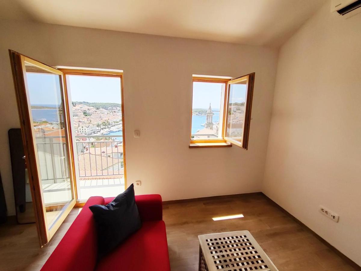 Brand New Apt W Balcony & Perfect Seaview At Center Hvar Town Kültér fotó