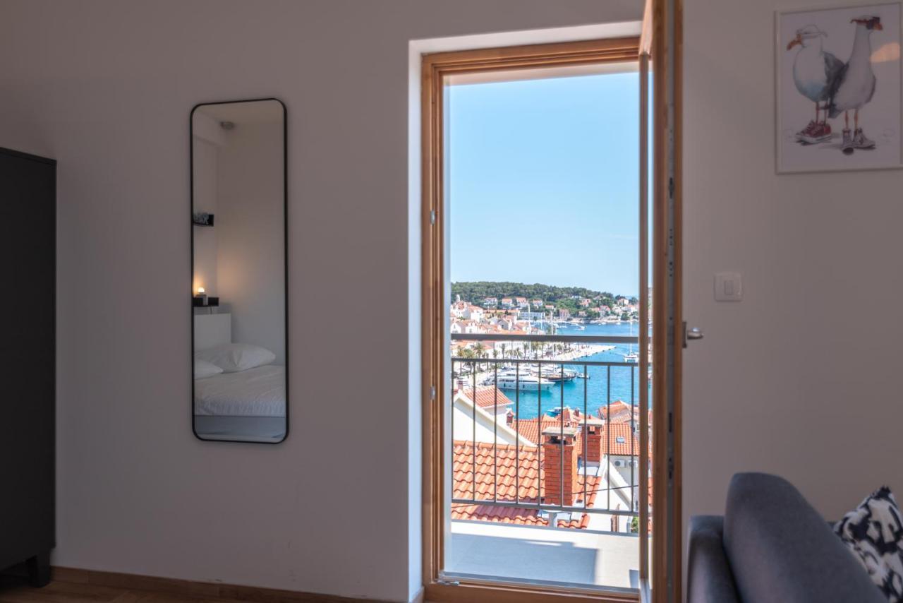 Brand New Apt W Balcony & Perfect Seaview At Center Hvar Town Kültér fotó