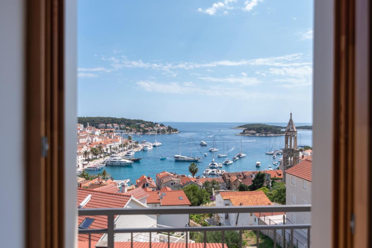 Brand New Apt W Balcony & Perfect Seaview At Center Hvar Town Kültér fotó