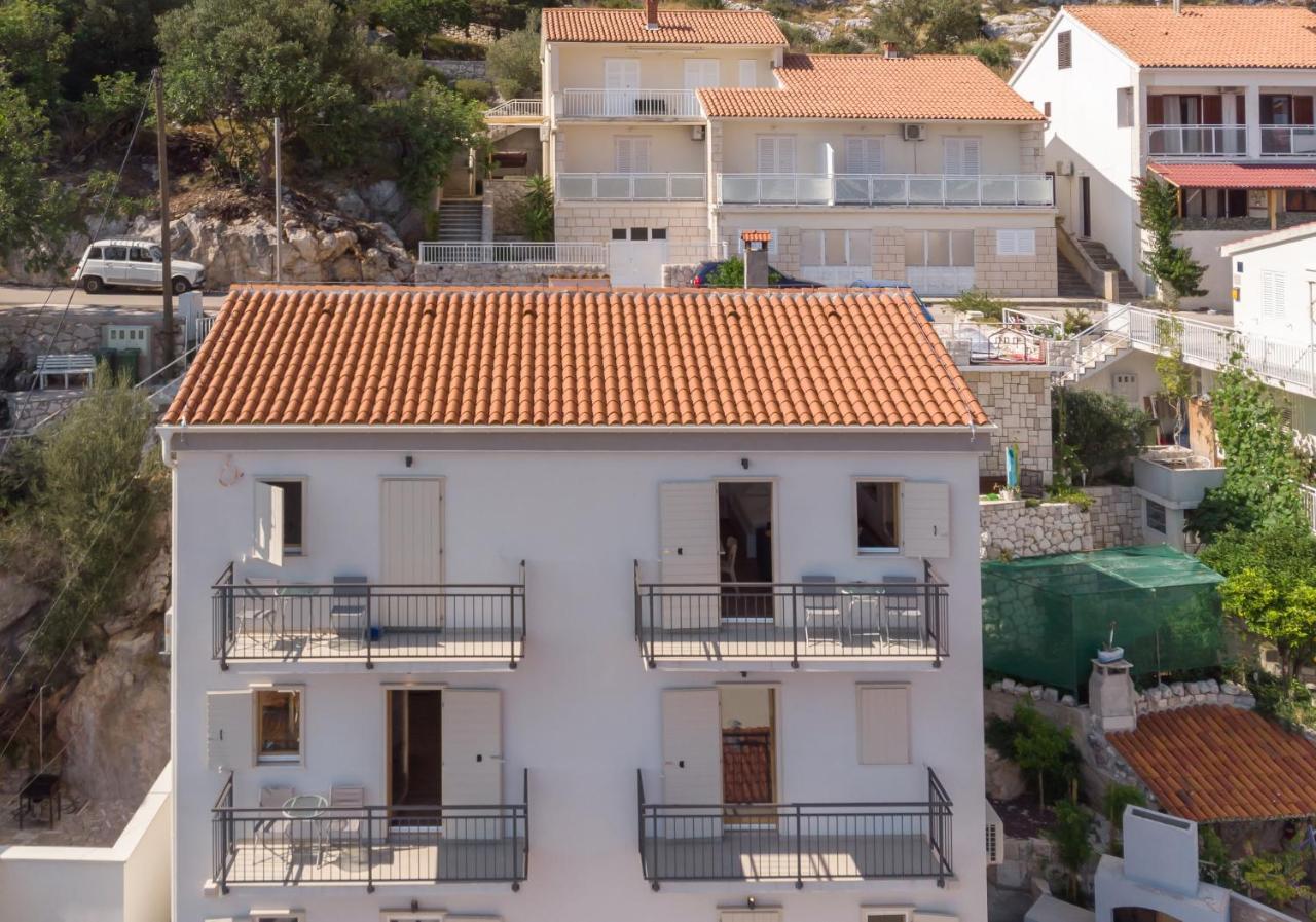 Brand New Apt W Balcony & Perfect Seaview At Center Hvar Town Kültér fotó
